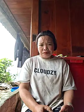 miomio-12 online show from 27, 4, 2026