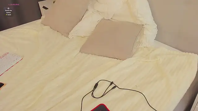 Jessie Rayne online show from 23, 4, 2026