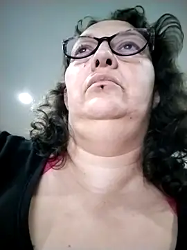 -saraqueen- online show from 17, 10, 2025