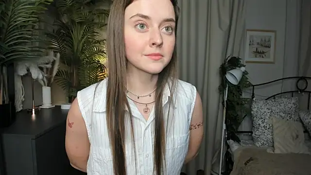 ThelmaJusto online show from 24, 10, 2025