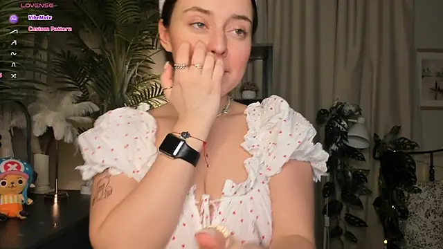 ThelmaJusto online show from 8, 3, 2026