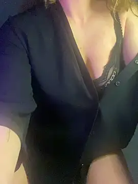 melisss2 online show from 24, 4, 2026