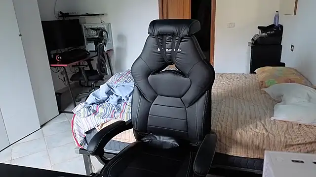 Al3xox02 online show from 11, 2, 2026