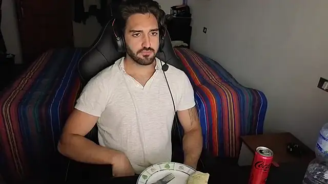 Al3xox02 online show from 21, 4, 2026