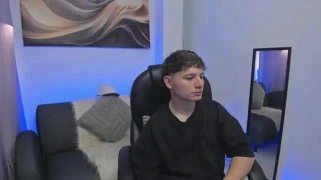 Snapshot of Leoo_Miller chatting on 18, 1, 2026 Leoo Miller online show from 18, 1, 2026