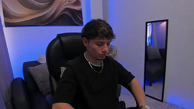 Snapshot of Leoo_Miller chatting on 20, 2, 2026 Leoo Miller online show from 20, 2, 2026