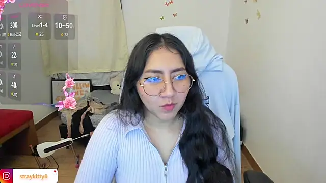 LoveLyy- online show from 7, 11, 2025