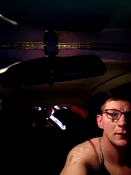 Snapshot of MeskaKurwa1988 chatting on 16, 2, 2026 MeskaKurwa1988 online show from 16, 2, 2026