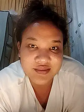 Snapshot of _YourHellMajestic_ chatting on 2, 11, 2025 YourHellMajestic online show from 2, 11, 2025