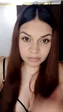 Snapshot of cieloking09 chatting on 19, 11, 2025 cieloking09 online show from 19, 11, 2025