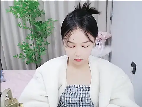 mili0923 online show from 21, 10, 2025