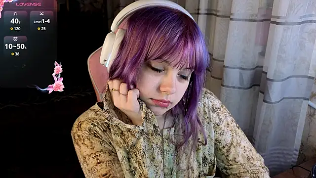 KristiBloom online show from 19, 4, 2026