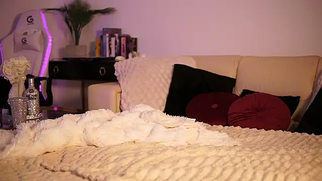 GiaInked online show from 2, 3, 2026