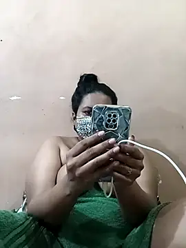 Snapshot of Mallika-collage chatting on 27, 4, 2026 Mallika-collage online show from 27, 4, 2026