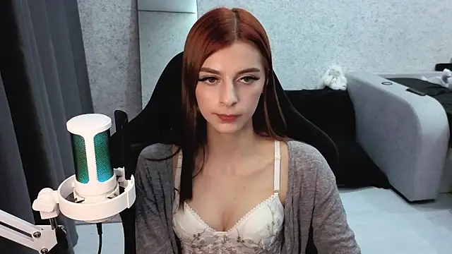 kitti sweett online show from 6, 10, 2025