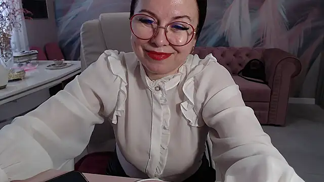 Arisa5000 online show from 1, 2, 2025