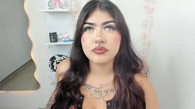 Snapshot of hollycute__ chatting on 18, 7, 2026 hollycute online show from 18, 7, 2026
