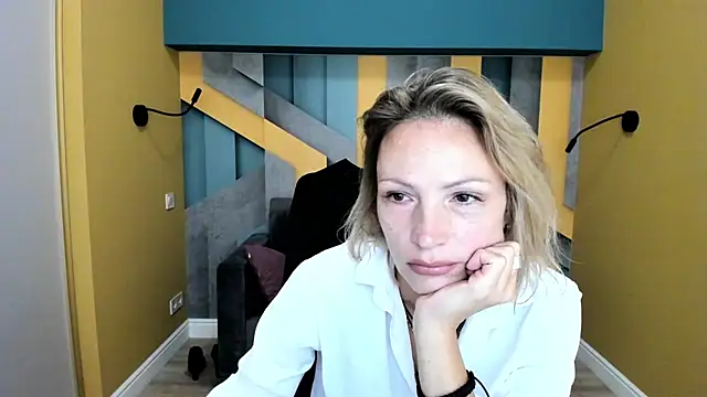 AlinaMoor online show from 8, 10, 2025