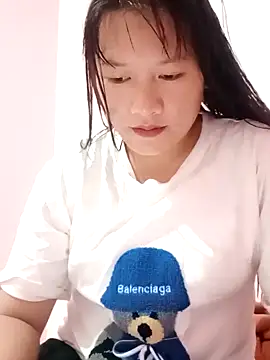 TrangNemo online show from 7, 10, 2025