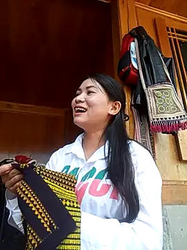 kun-love online show from 13, 10, 2025