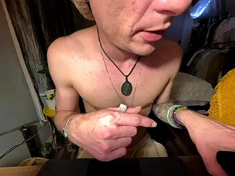 Snapshot of Dubbsssss chatting on 20, 12, 2025 Dubbsssss online show from 20, 12, 2025