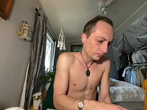 Snapshot of Dubbsssss chatting on 21, 12, 2025 Dubbsssss online show from 21, 12, 2025