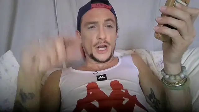 Snapshot of Dubbsssss chatting on 30, 6, 2026 Dubbsssss online show from 30, 6, 2026