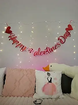 Evarey  online show from 5, 2, 2026