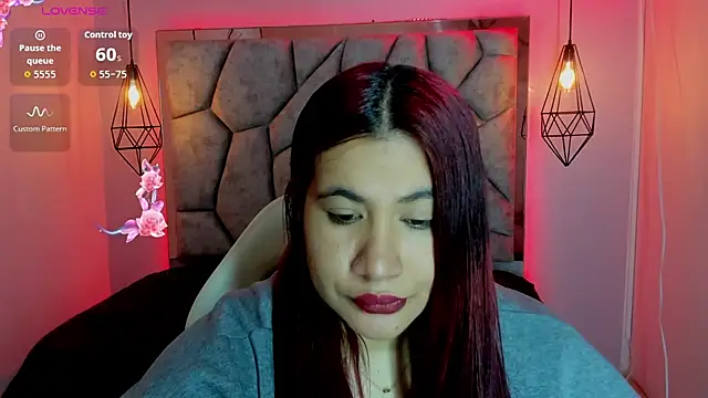 Addyy 02 online show from 24, 4, 2026