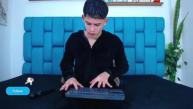 Brian hot online show from 24, 4, 2026