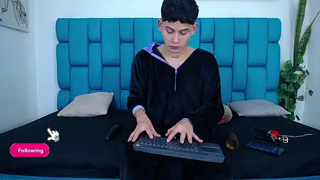 Brian hot online show from 27, 4, 2026