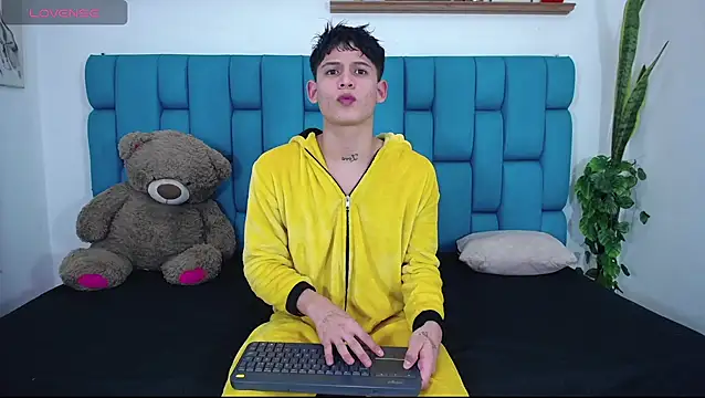 Brian hot online show from 29, 4, 2026