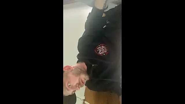 MolleDolle online show from 7, 10, 2025