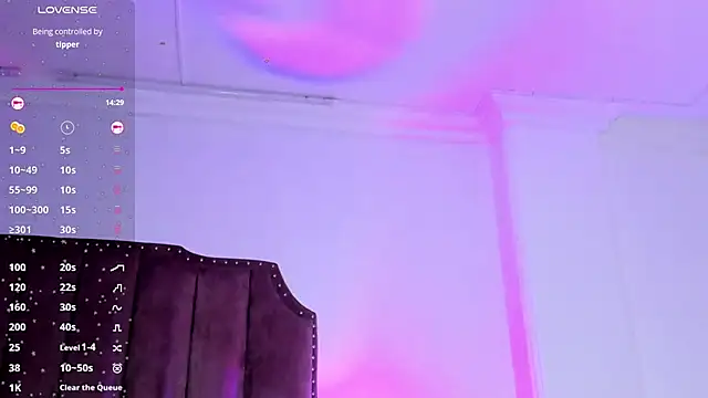Emma Saylor online show from 14, 6, 2026