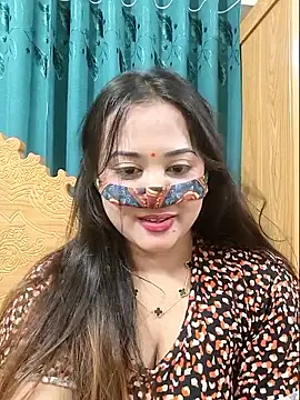 Snapshot of Beauty_Queen_Soniya chatting on 15, 5, 2026 Beauty Queen Soniya online show from 15, 5, 2026