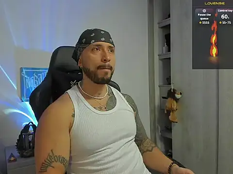 Dave-Max01 online show from 10, 10, 2025