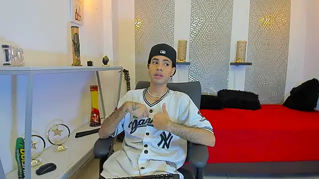 JacobBlackwell  online show from 13, 11, 2025