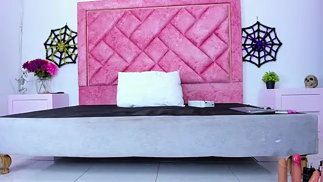 Bigasshott  online show from 17, 10, 2025