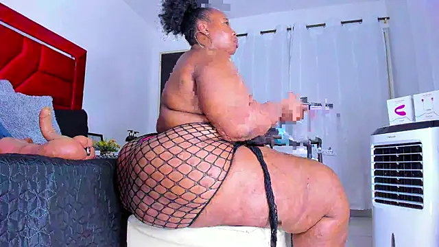 Bigasshott  online show from 11, 4, 2026