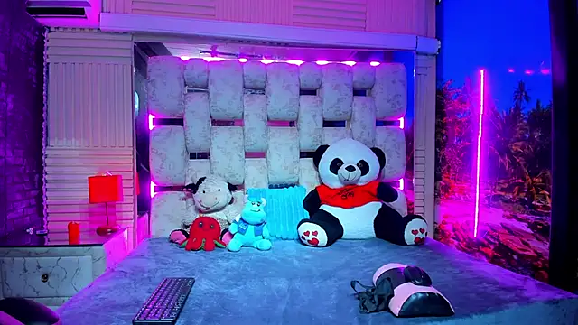 RubyEvanns online show from 23, 4, 2026