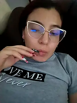 Snapshot of allison_mc chatting on 10, 11, 2025 allison mc online show from 10, 11, 2025