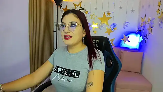 Snapshot of allison_mc chatting on 2, 12, 2025 allison mc online show from 2, 12, 2025