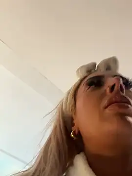 zara bellexx online show from 22, 5, 2026