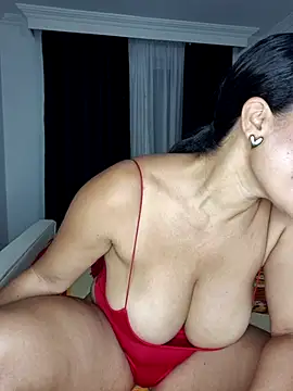 karla-bruni online show from 21, 4, 2026