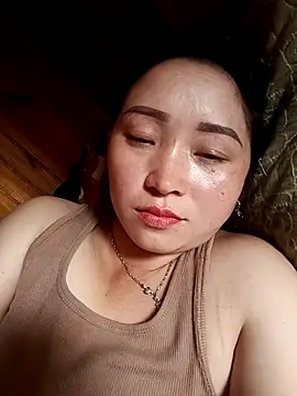 Snapshot of miemie-xx chatting on 12, 10, 2025 miemie-xx online show from 12, 10, 2025