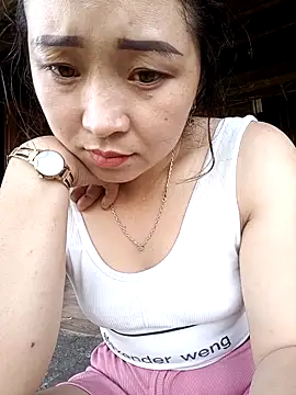 Snapshot of miemie-xx chatting on 13, 10, 2025 miemie-xx online show from 13, 10, 2025