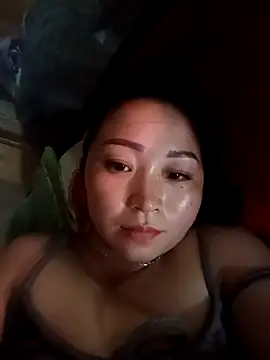 Snapshot of miemie-xx chatting on 20, 10, 2025 miemie-xx online show from 20, 10, 2025