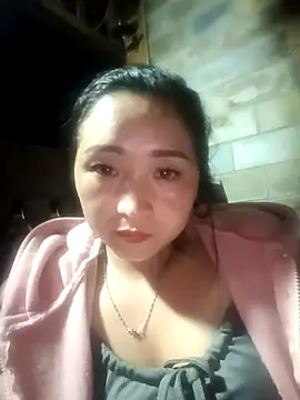 Snapshot of miemie-xx chatting on 20, 10, 2025 miemie-xx online show from 20, 10, 2025