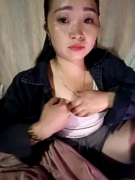 Snapshot of miemie-xx chatting on 22, 10, 2025 miemie-xx online show from 22, 10, 2025