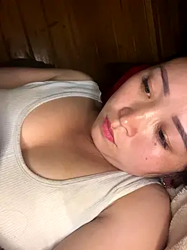 Snapshot of miemie-xx chatting on 12, 11, 2025 miemie-xx online show from 12, 11, 2025